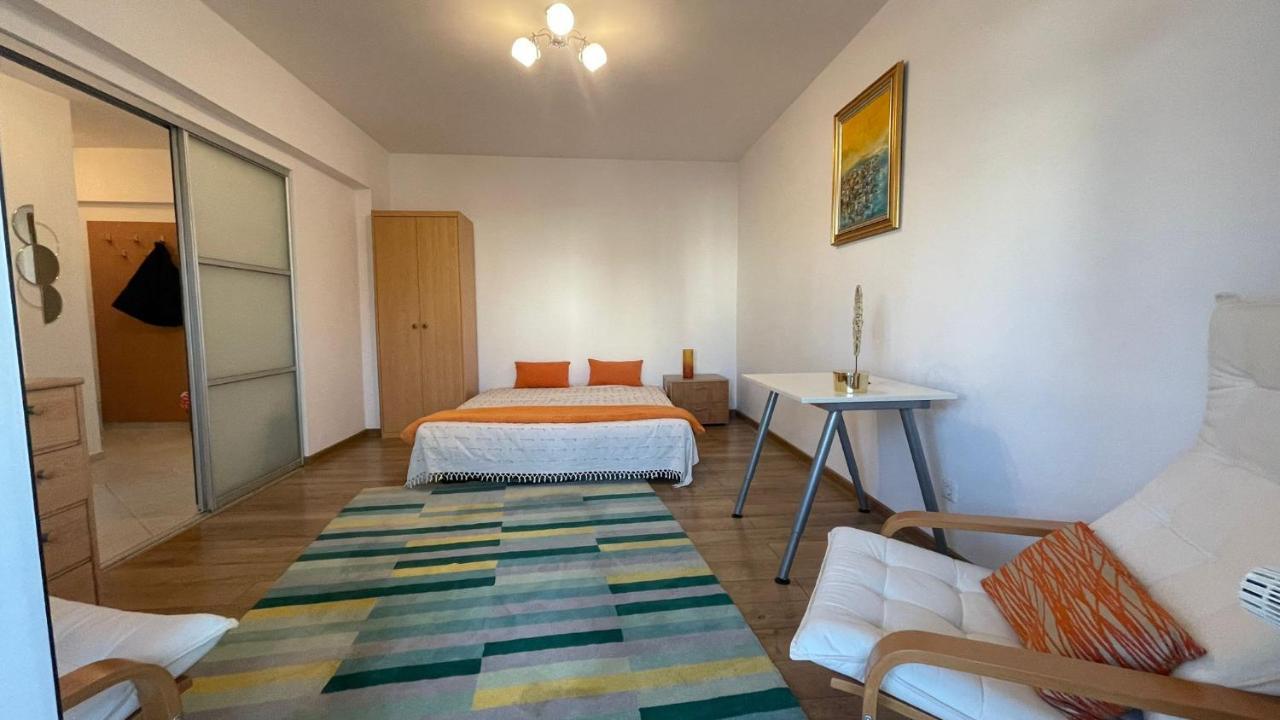 Studio Old Town City Center Calea Victoriei Букурещ Екстериор снимка